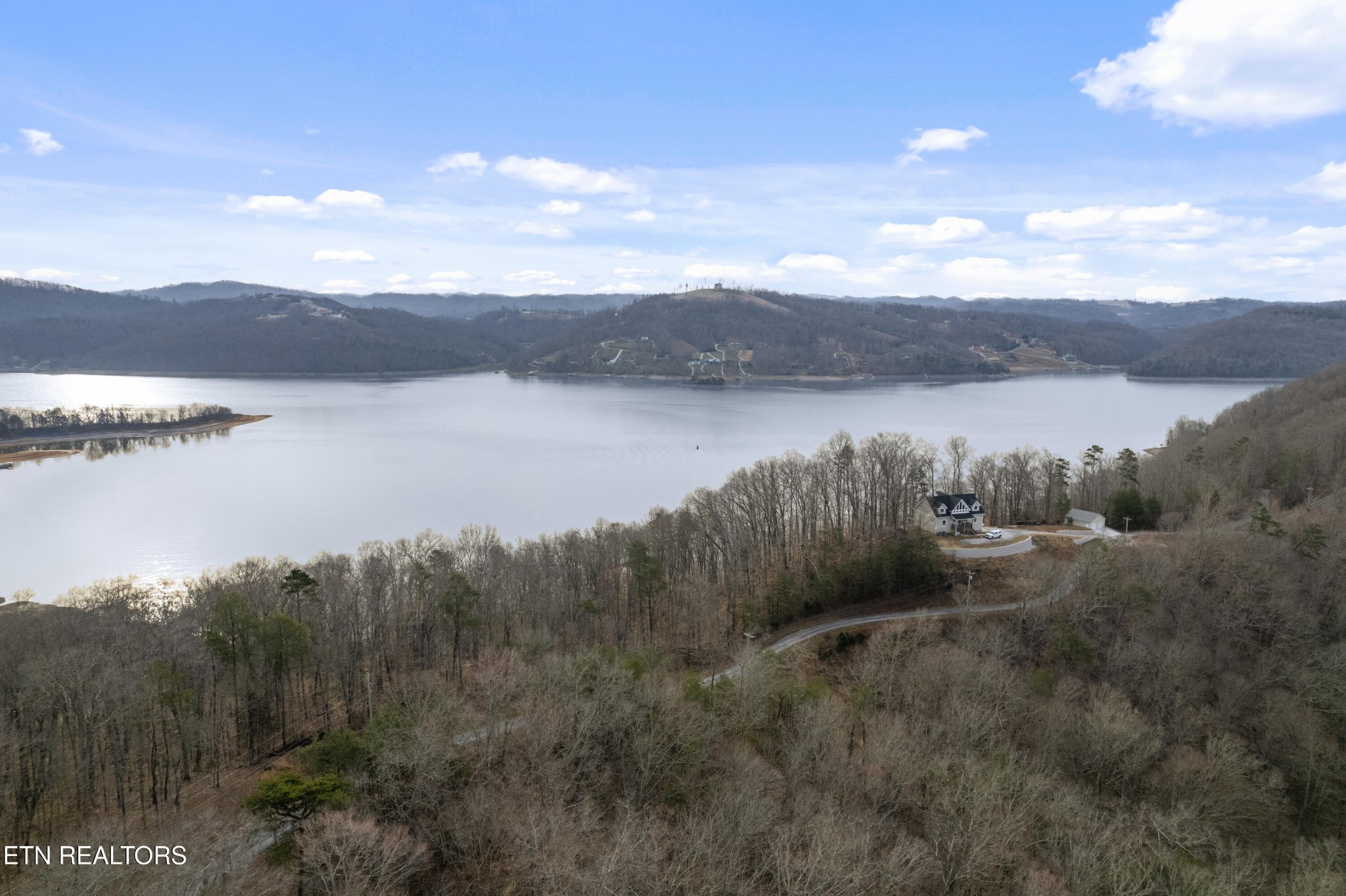45 Walleye Point Sharps Chapel TN 37866