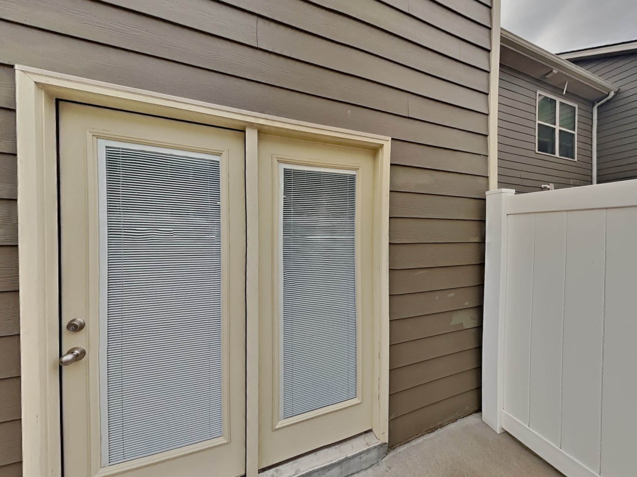 1093 Neeleys Bend Spring Hill TN 37174
