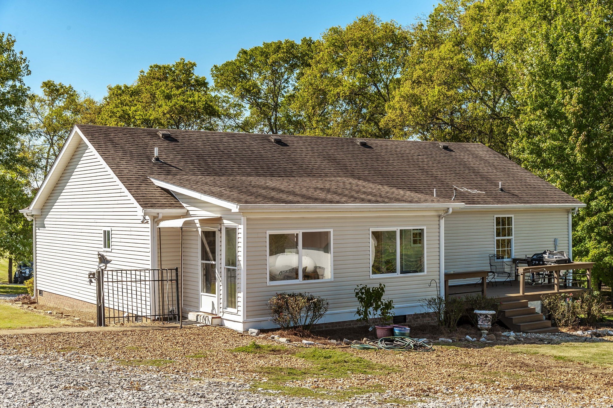 531 Governor Hall Road Castalian Springs TN 37031