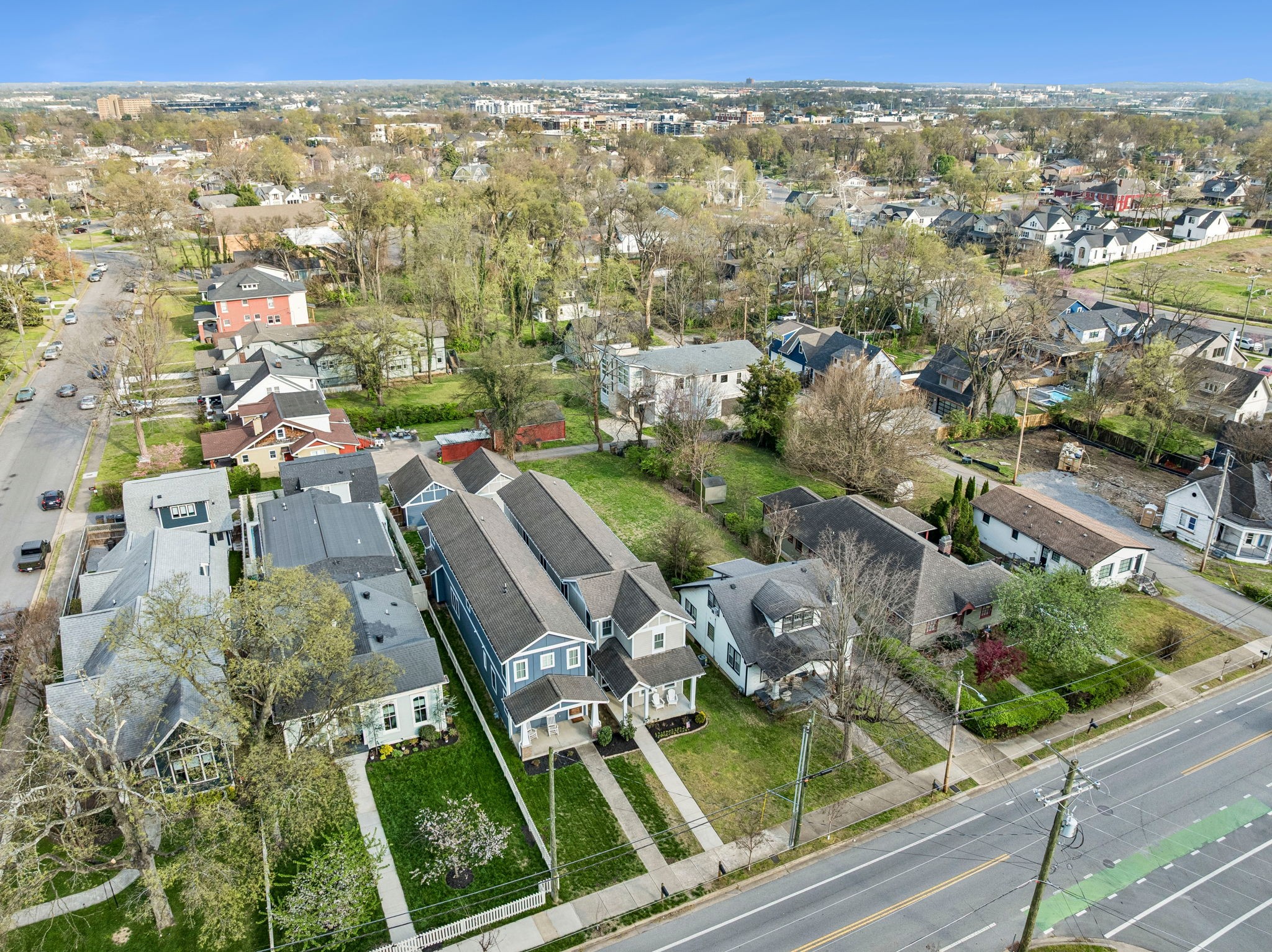 2022B 10th Ave, S Nashville TN 37204