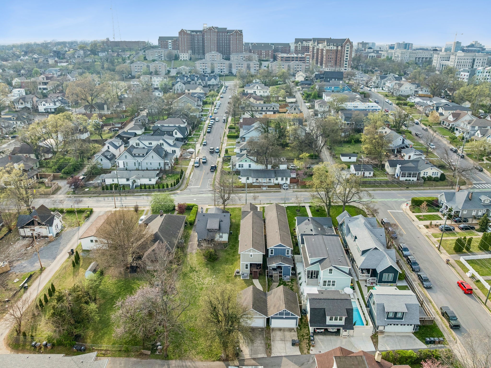 2022B 10th Ave, S Nashville TN 37204