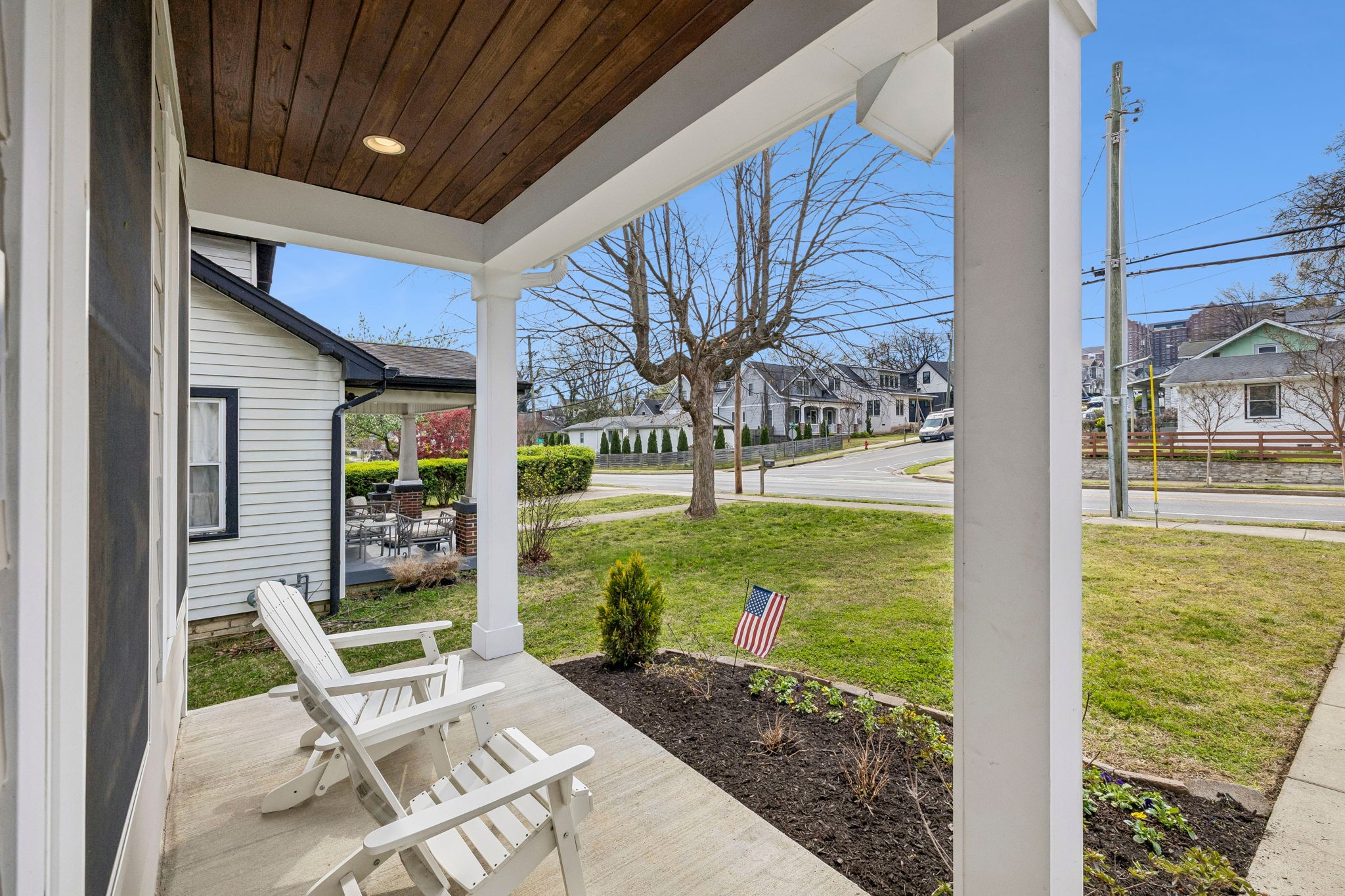 2022B 10th Ave, S Nashville TN 37204