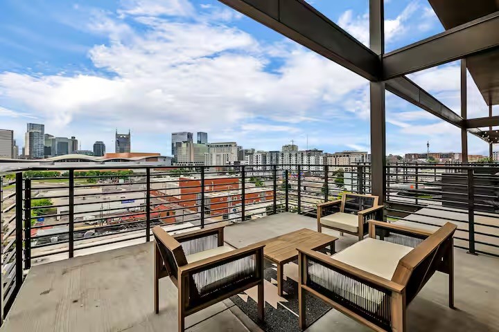 635 7th Ave, S Nashville TN 37203