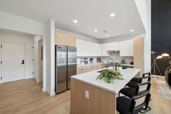 635 7th Ave, S Nashville TN 37203