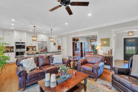 25 Holt Lane Tullahoma TN 37388