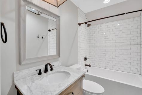 25 Holt Lane Tullahoma TN 37388