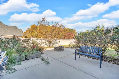 25 Holt Lane Tullahoma TN 37388