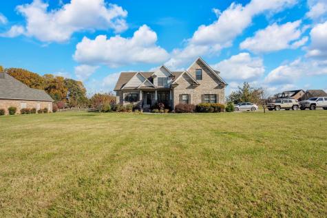 25 Holt Lane Tullahoma TN 37388