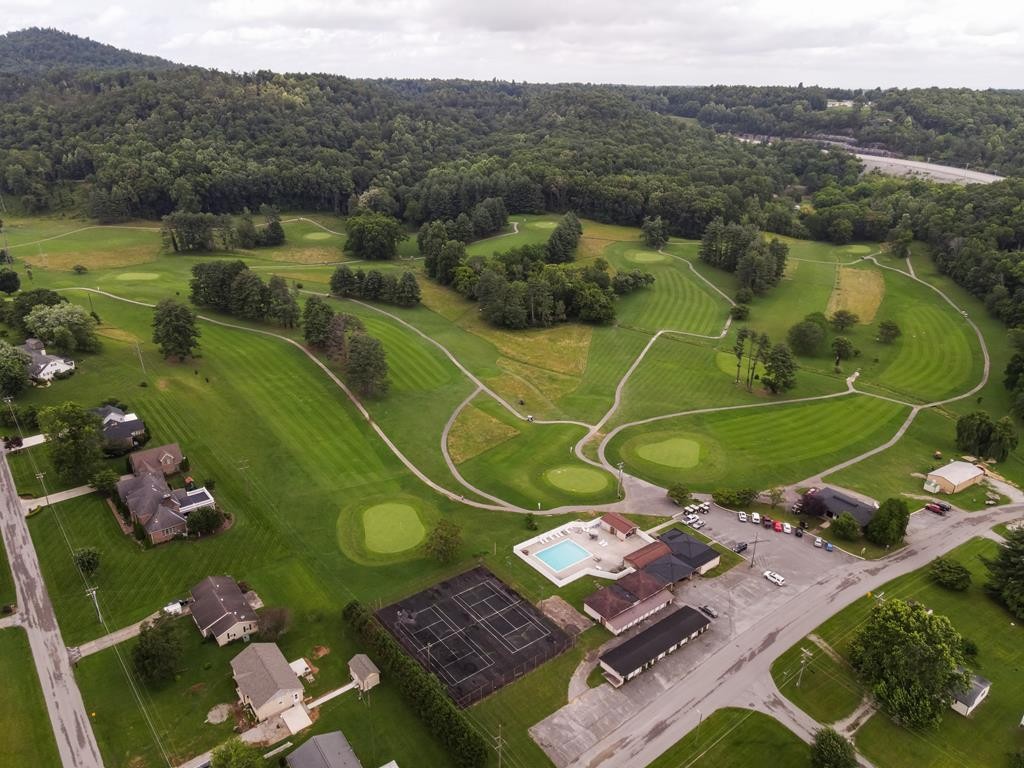 1366 Hidden Valley Road Livingston TN 38570