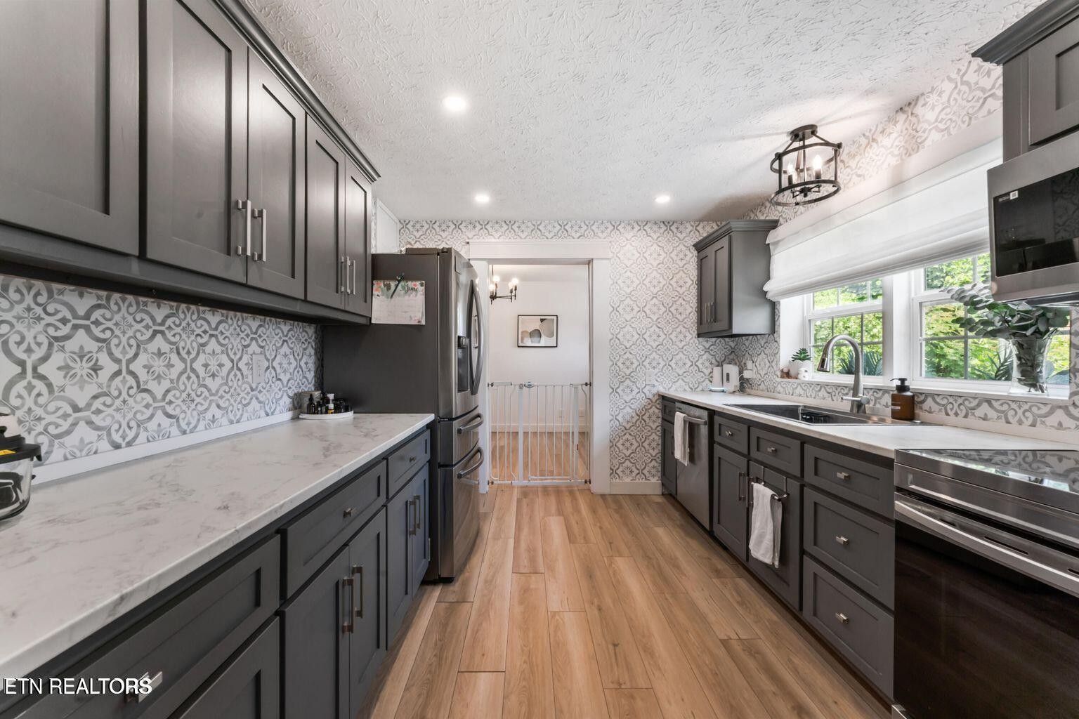 632 W Tri County Boulevard Oliver Springs TN 37840