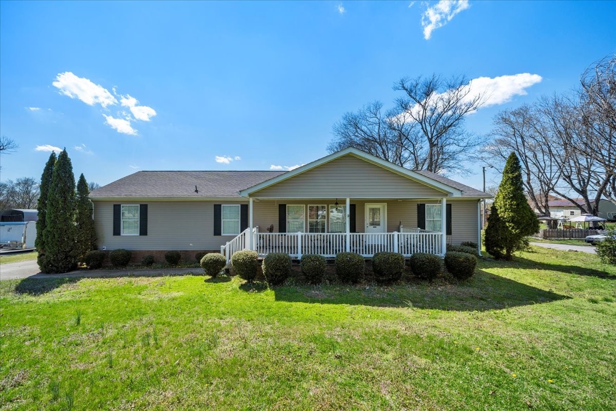 212 Harsh Lane Castalian Springs TN 37031