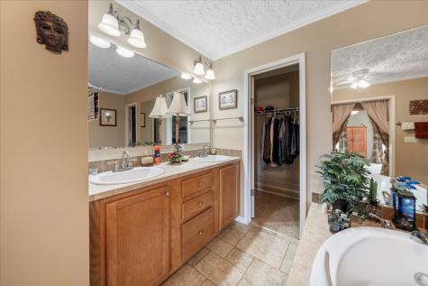 212 Harsh Lane Castalian Springs TN 37031
