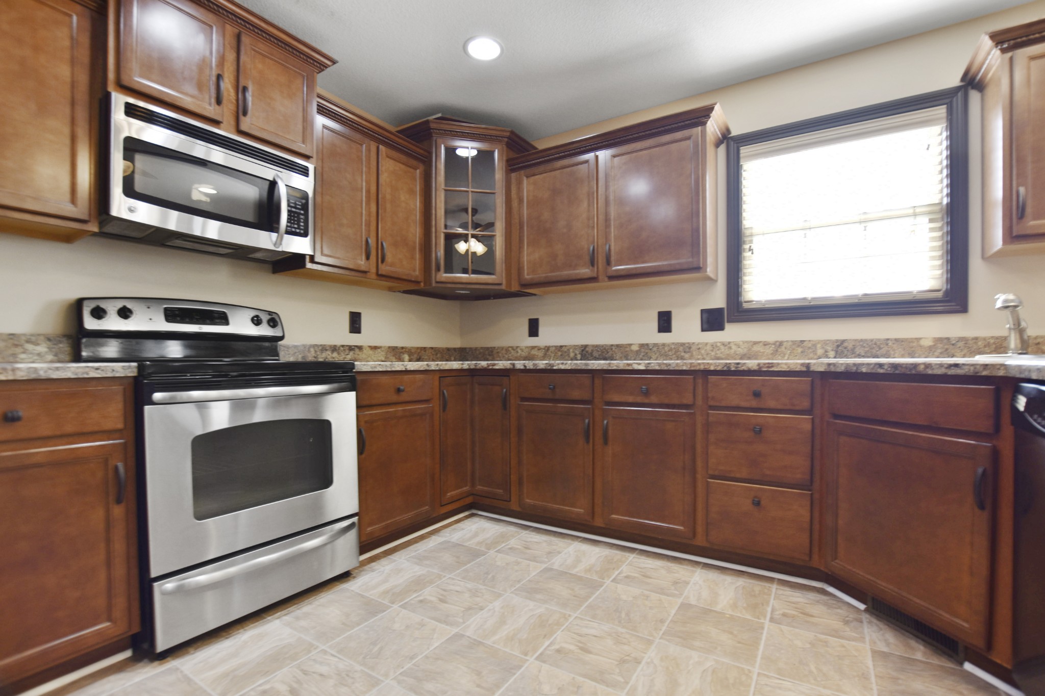 1240 Chinook Circle Clarksville TN 37042