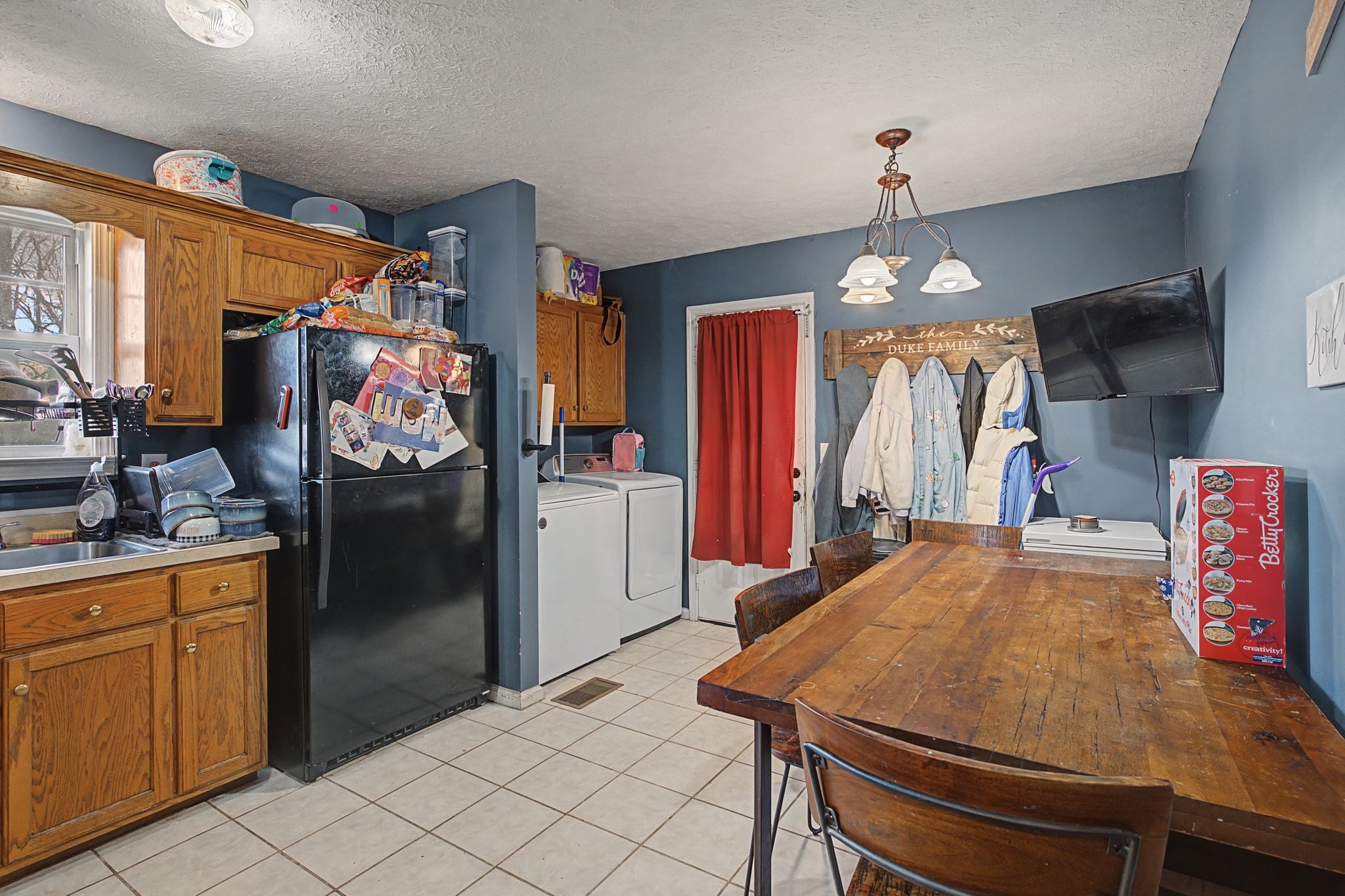 1115 W Church Street Orlinda TN 37141