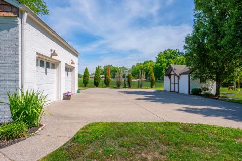 209 Academy Road Lebanon TN 37087