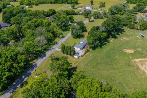 209 Academy Road Lebanon TN 37087