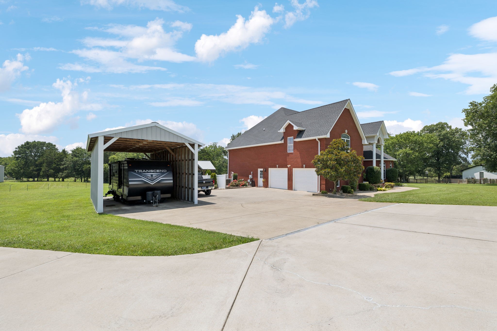 3056 SE Tater Peeler Road Lebanon TN 37090