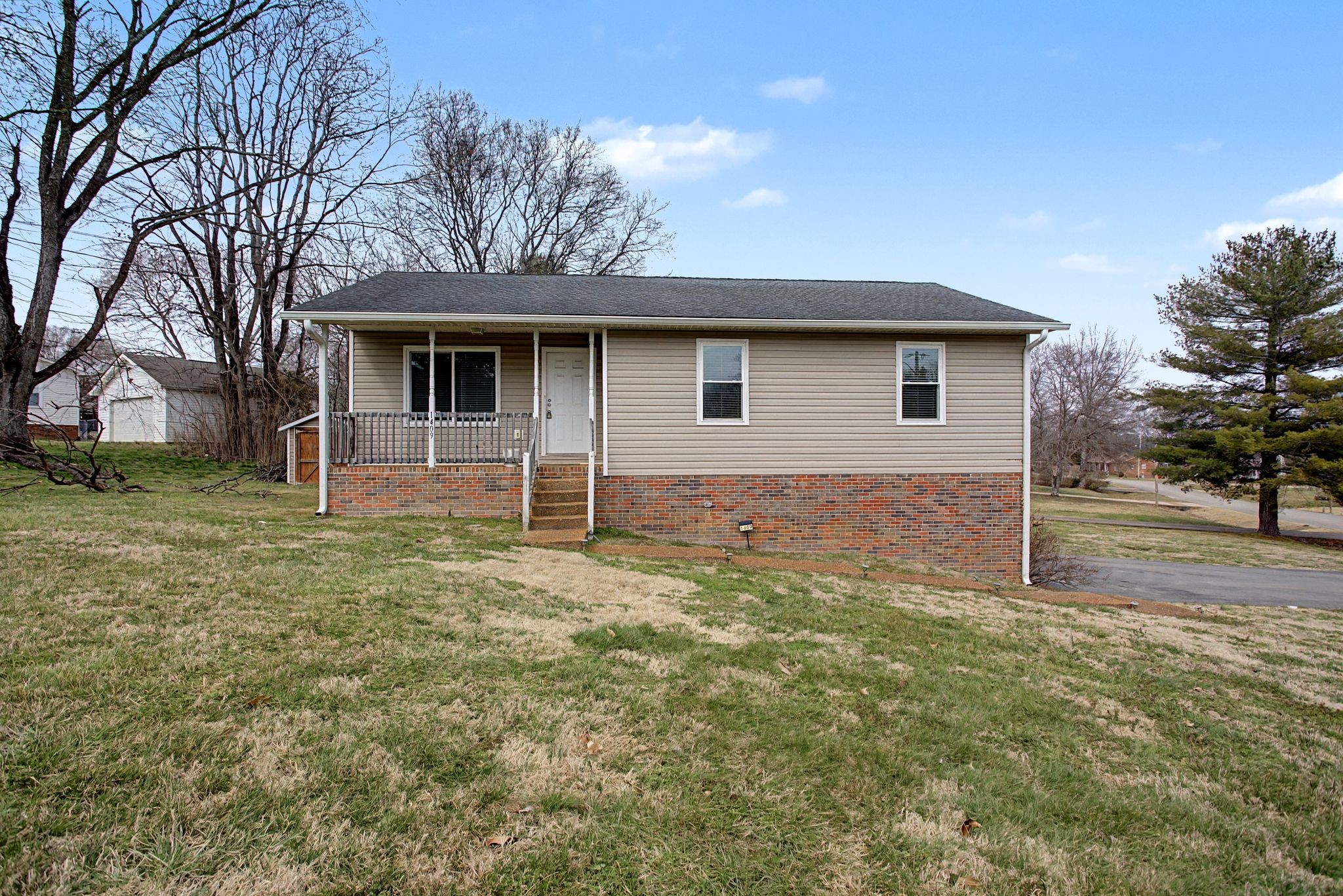 1409 Tower Drive Columbia TN 38401