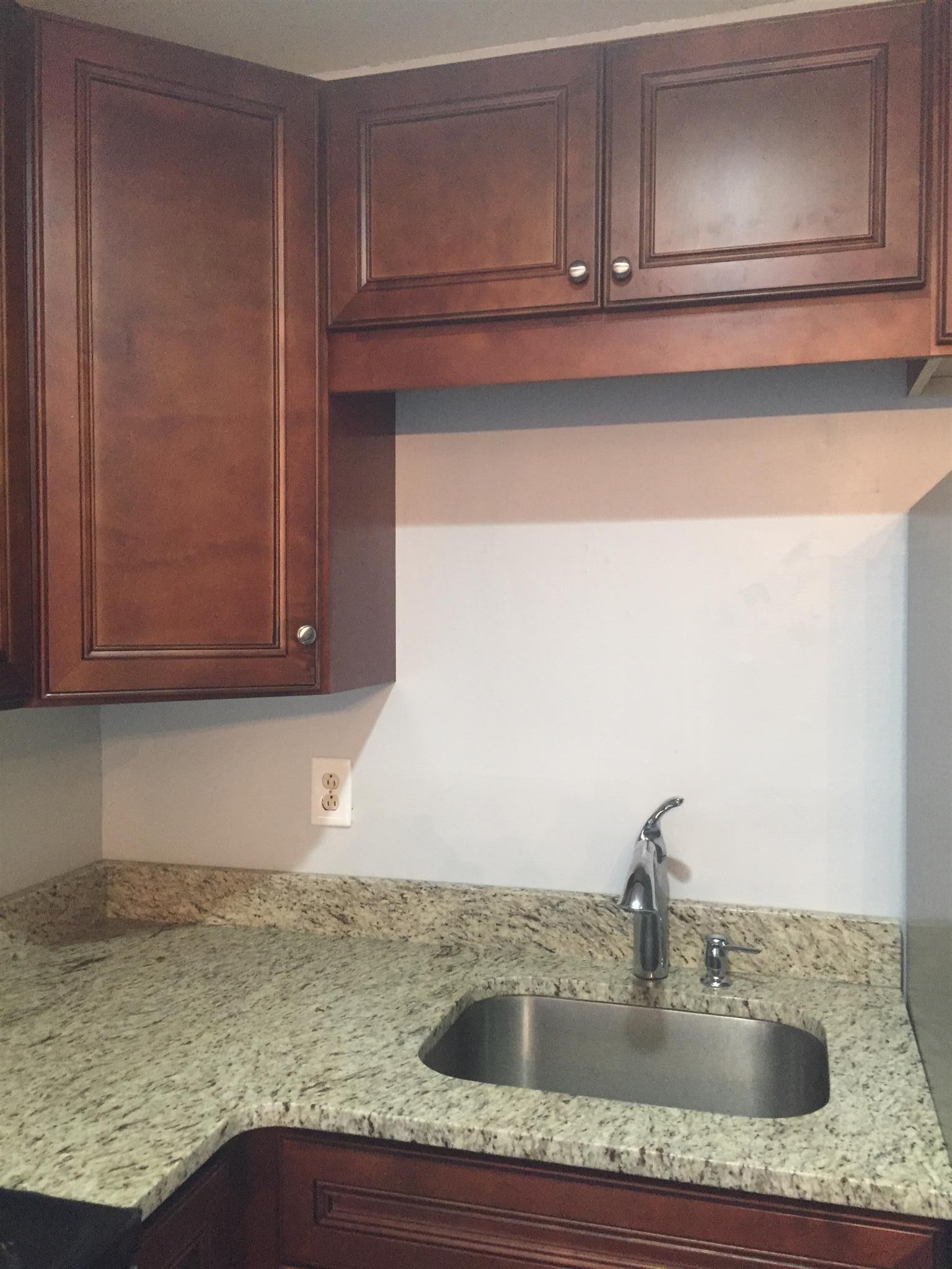 370 Wallace Road Nashville TN 37211