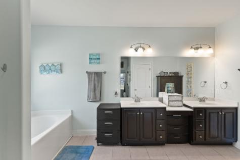 400 Artesa Drive White House TN 37188