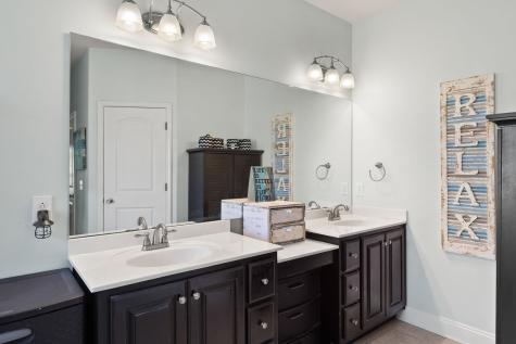 400 Artesa Drive White House TN 37188
