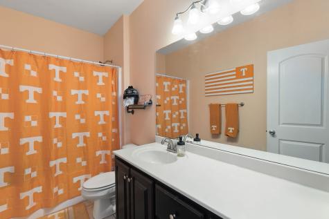 400 Artesa Drive White House TN 37188