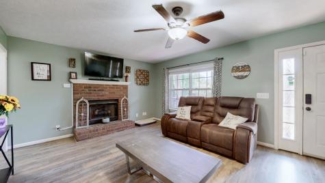 2005 Skyhawk Court White House TN 37188
