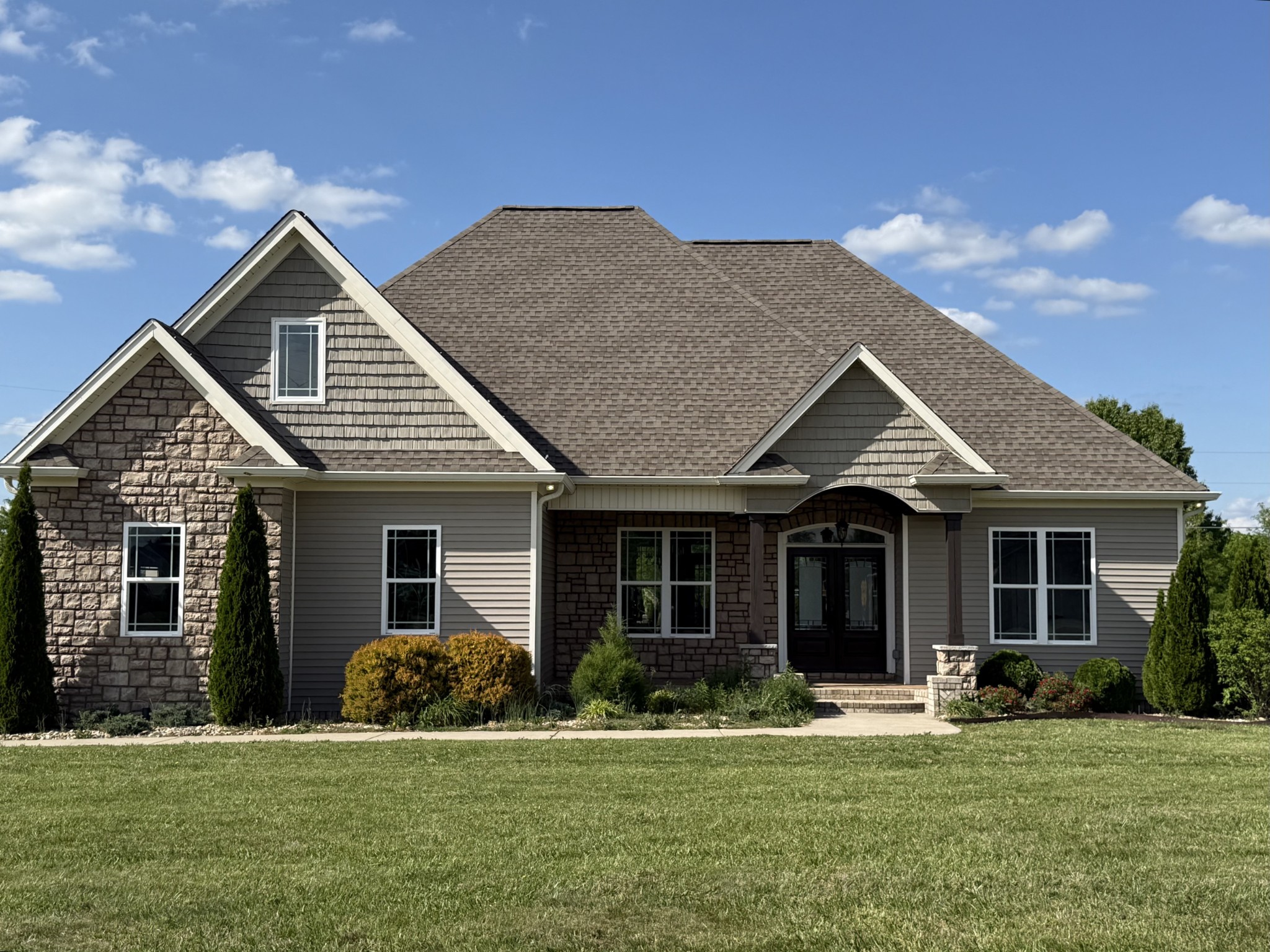 702 Parker Lane Lafayette TN 37083