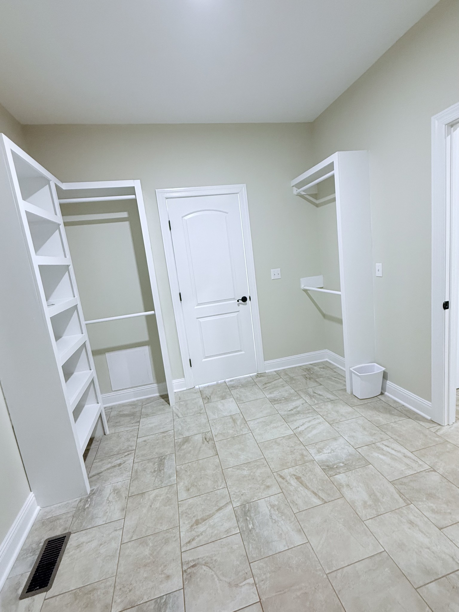 702 Parker Lane Lafayette TN 37083