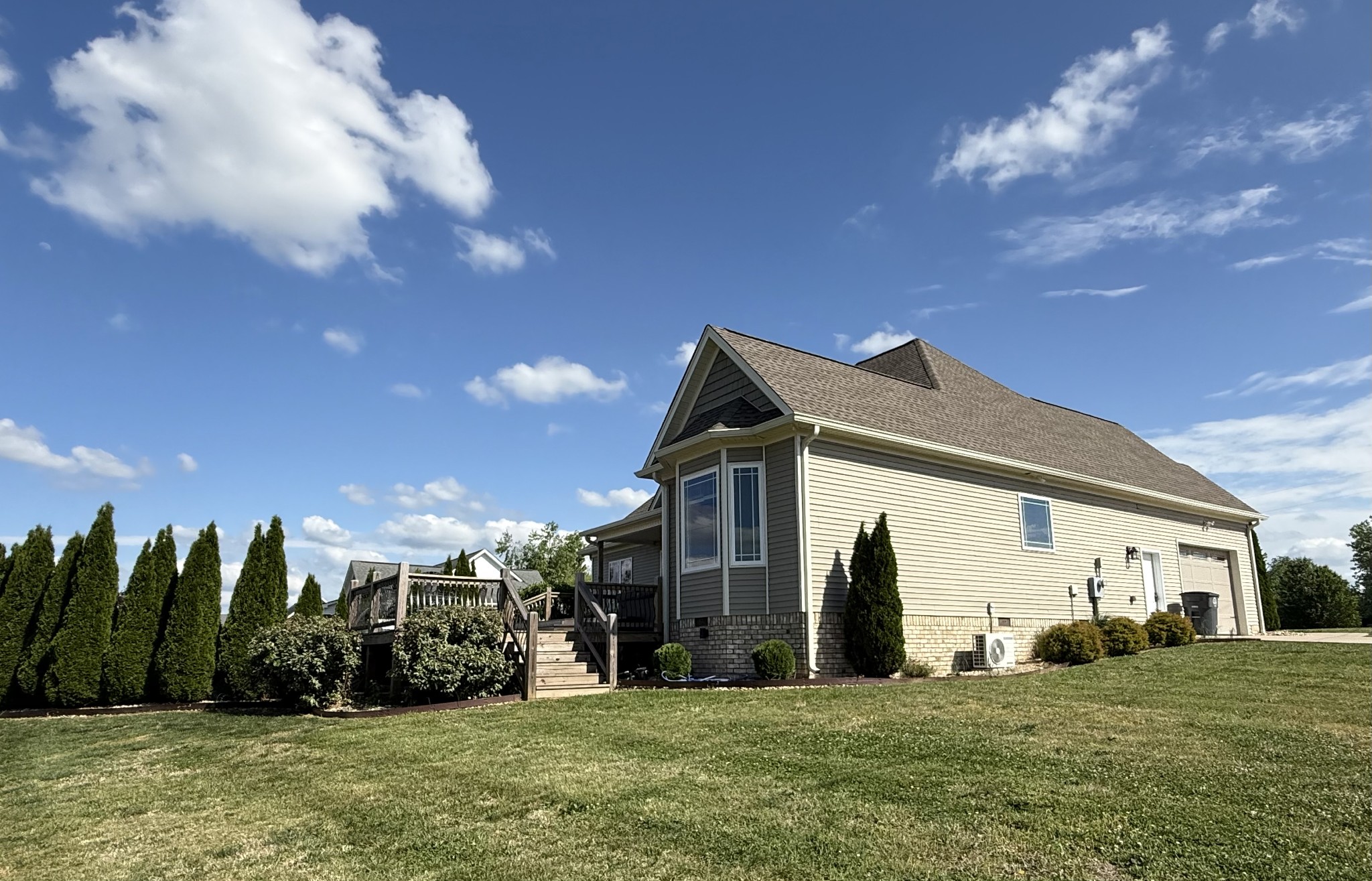 702 Parker Lane Lafayette TN 37083
