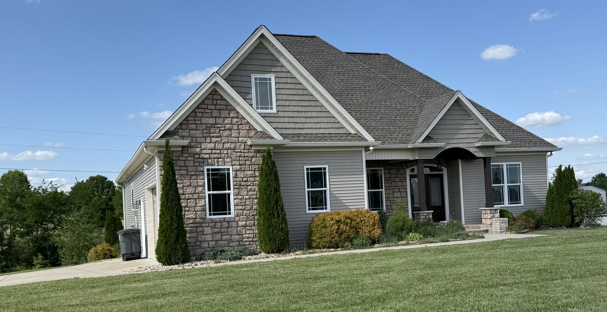 702 Parker Lane Lafayette TN 37083