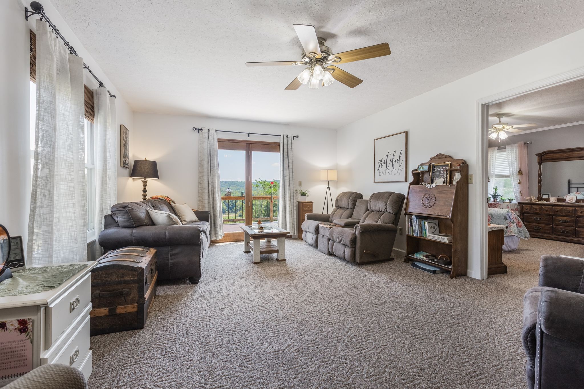 2402 Lobelville Highway Linden TN 37096