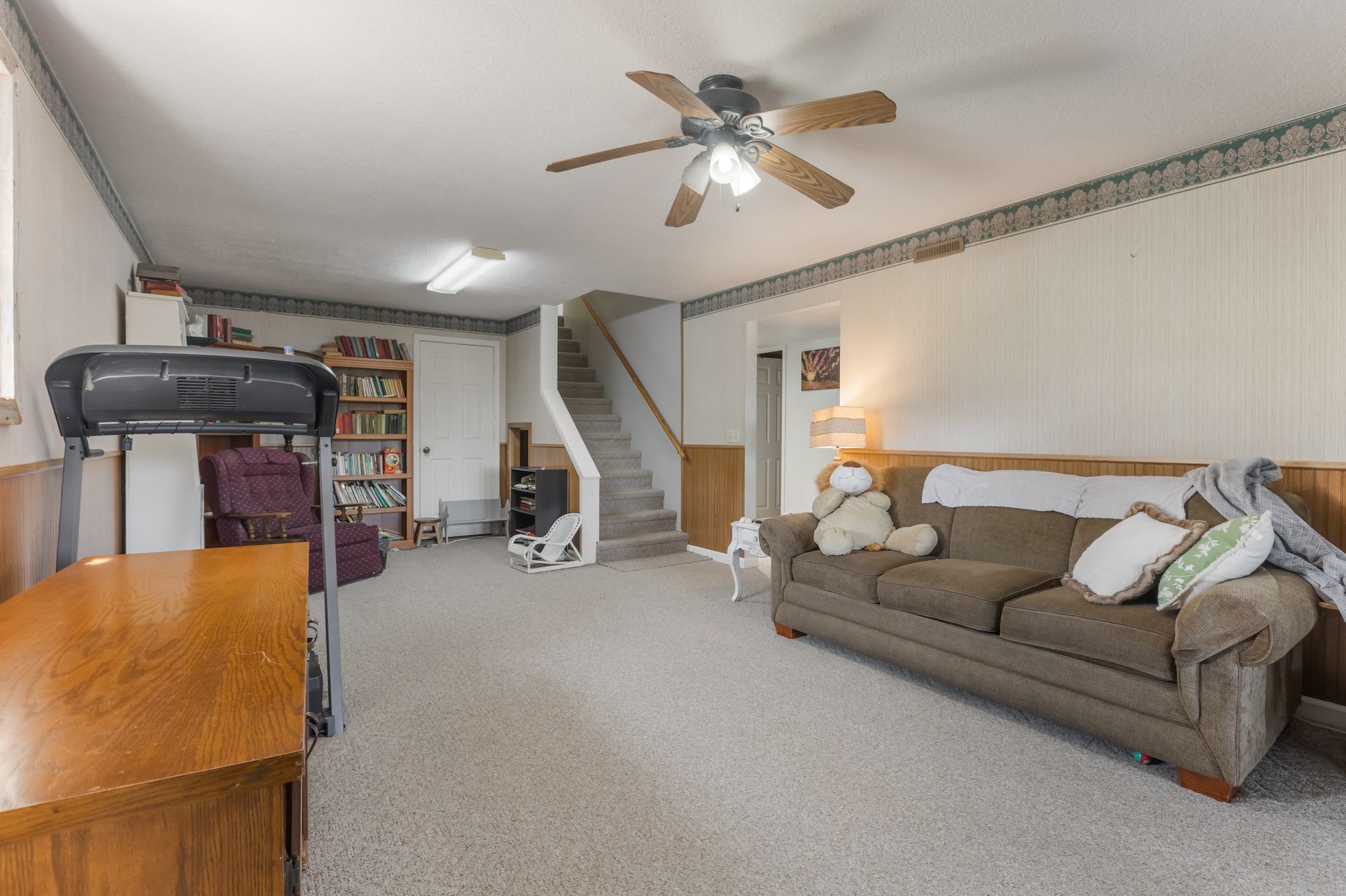 2402 Lobelville Highway Linden TN 37096
