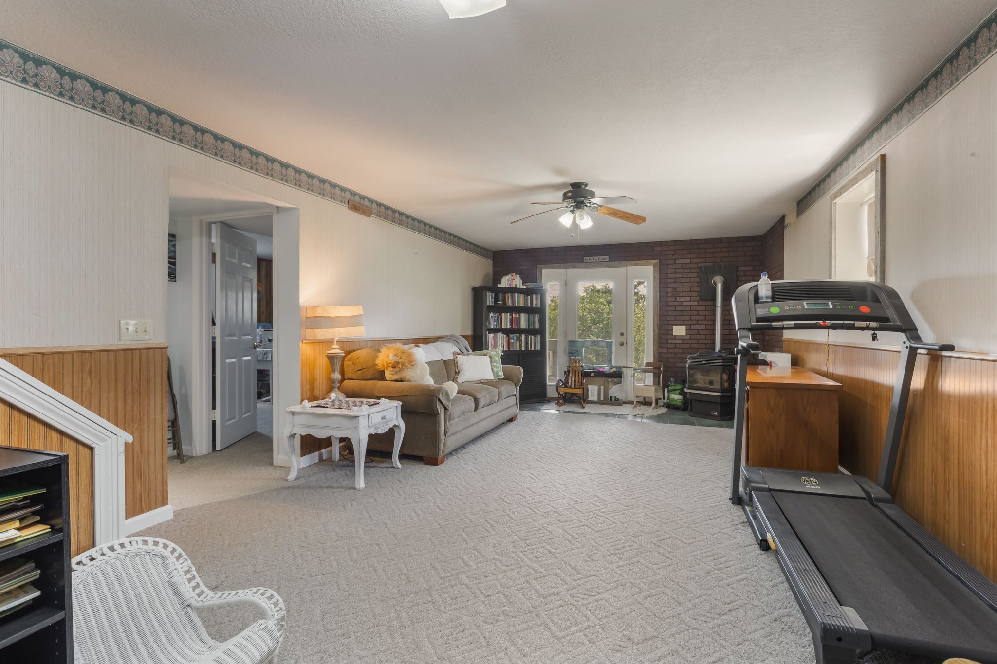 2402 Lobelville Highway Linden TN 37096