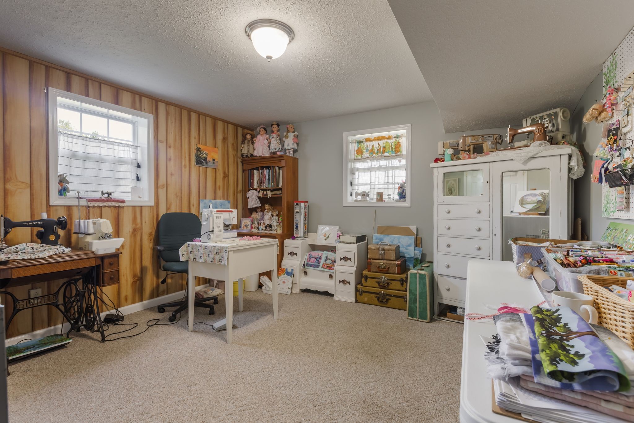 2402 Lobelville Highway Linden TN 37096