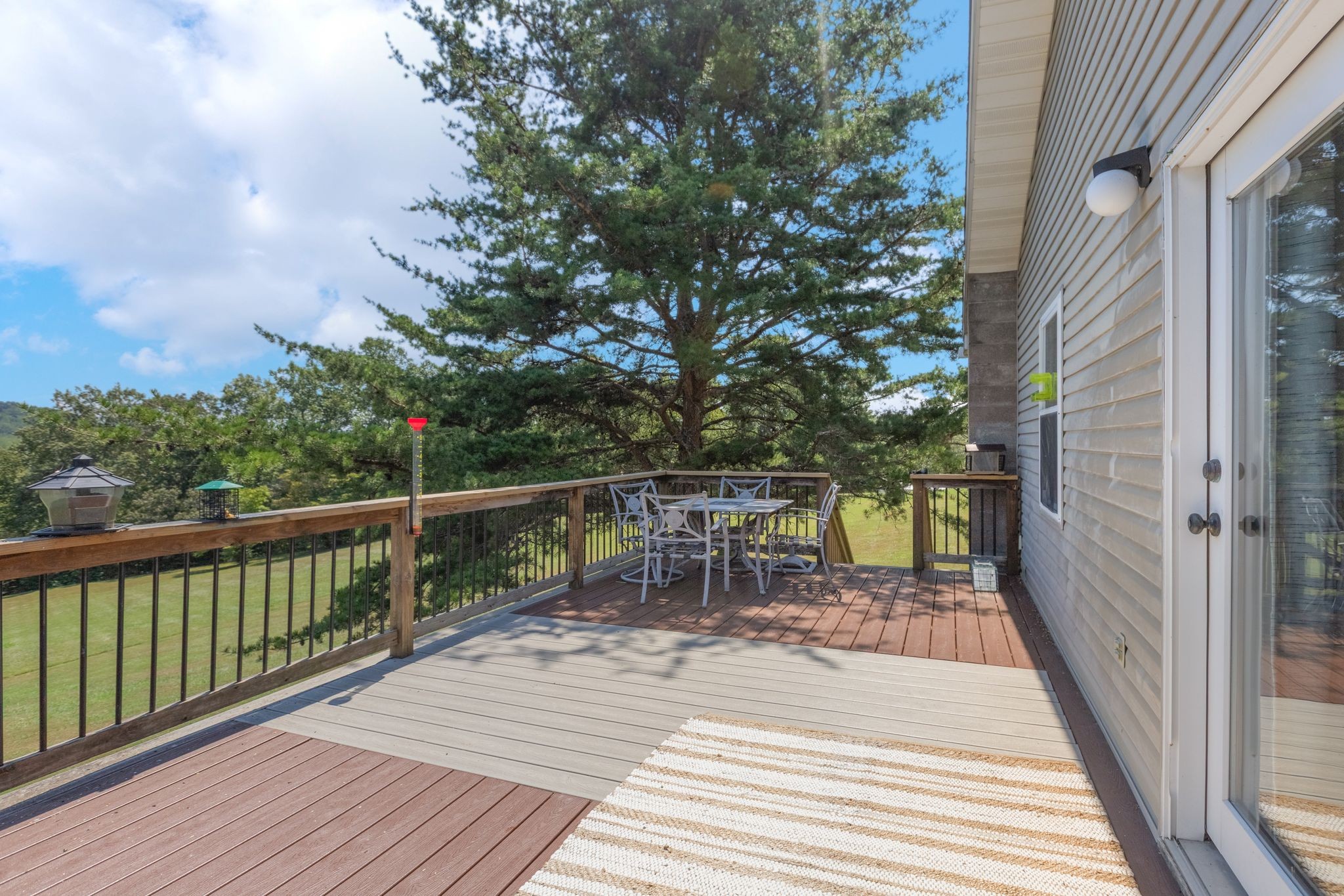 2402 Lobelville Highway Linden TN 37096