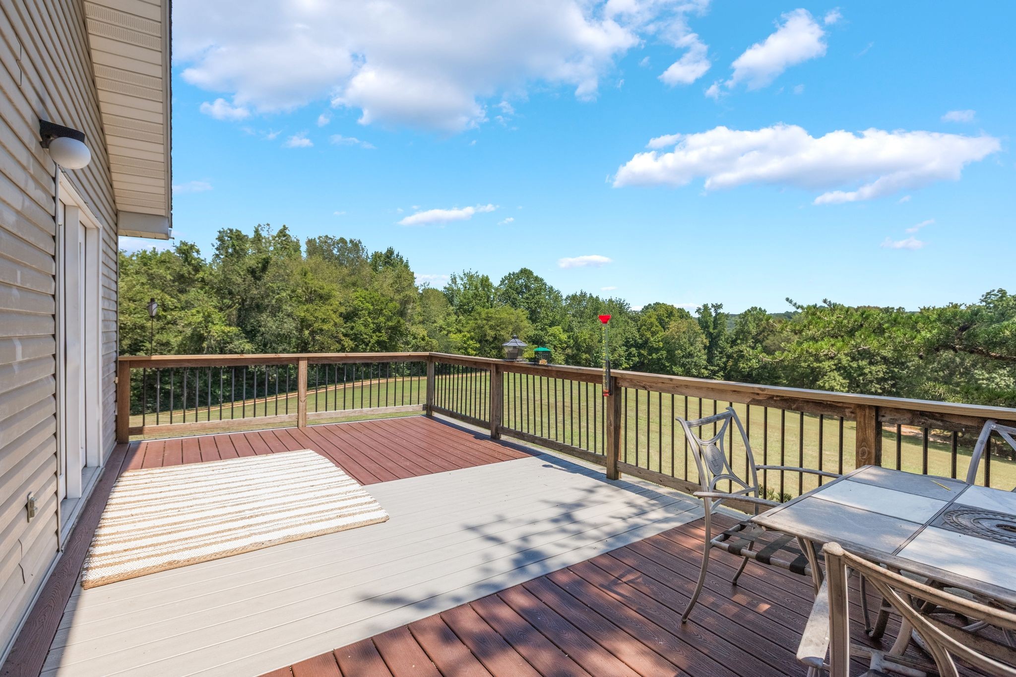 2402 Lobelville Highway Linden TN 37096