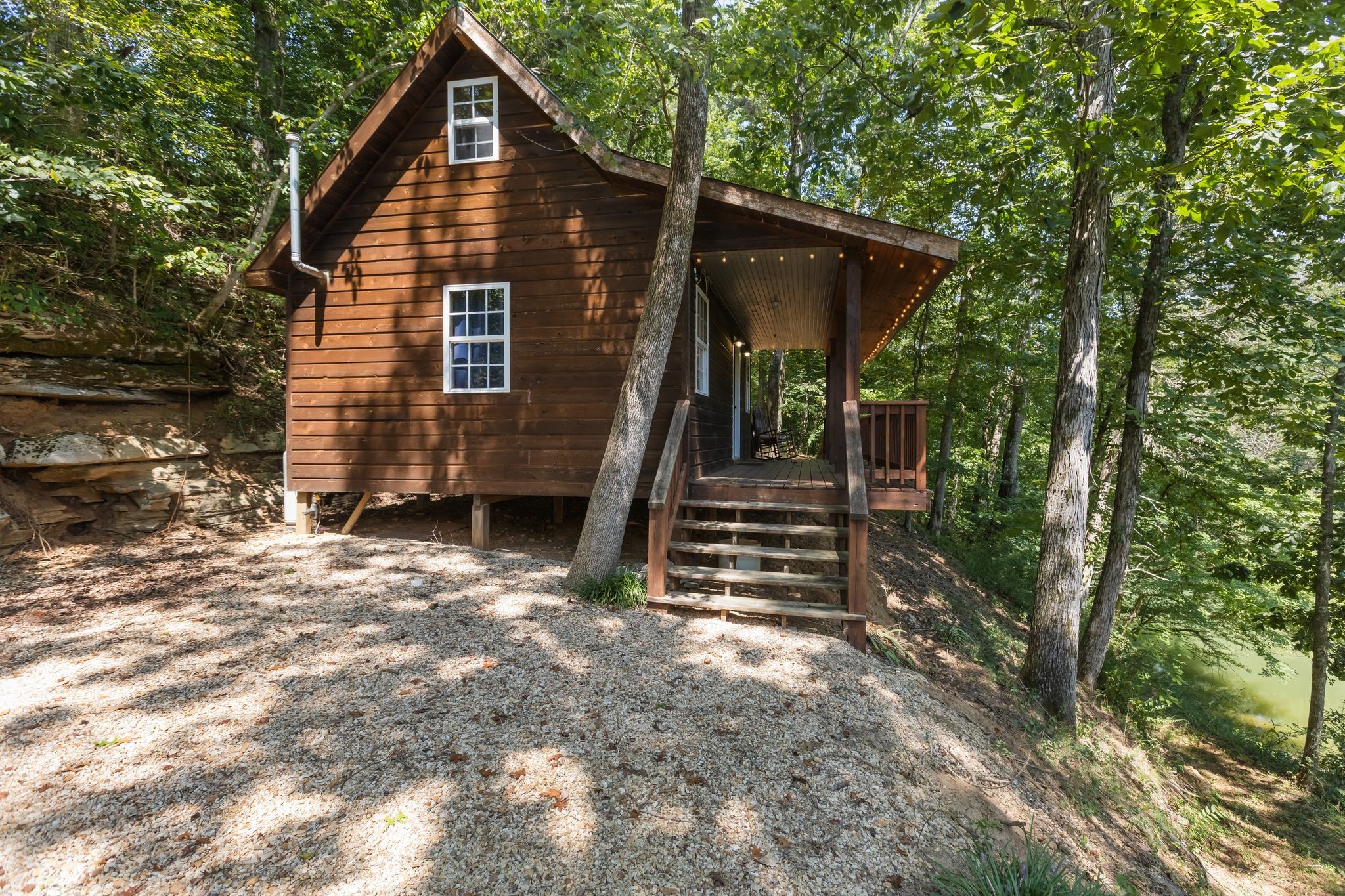 2402 Lobelville Highway Linden TN 37096
