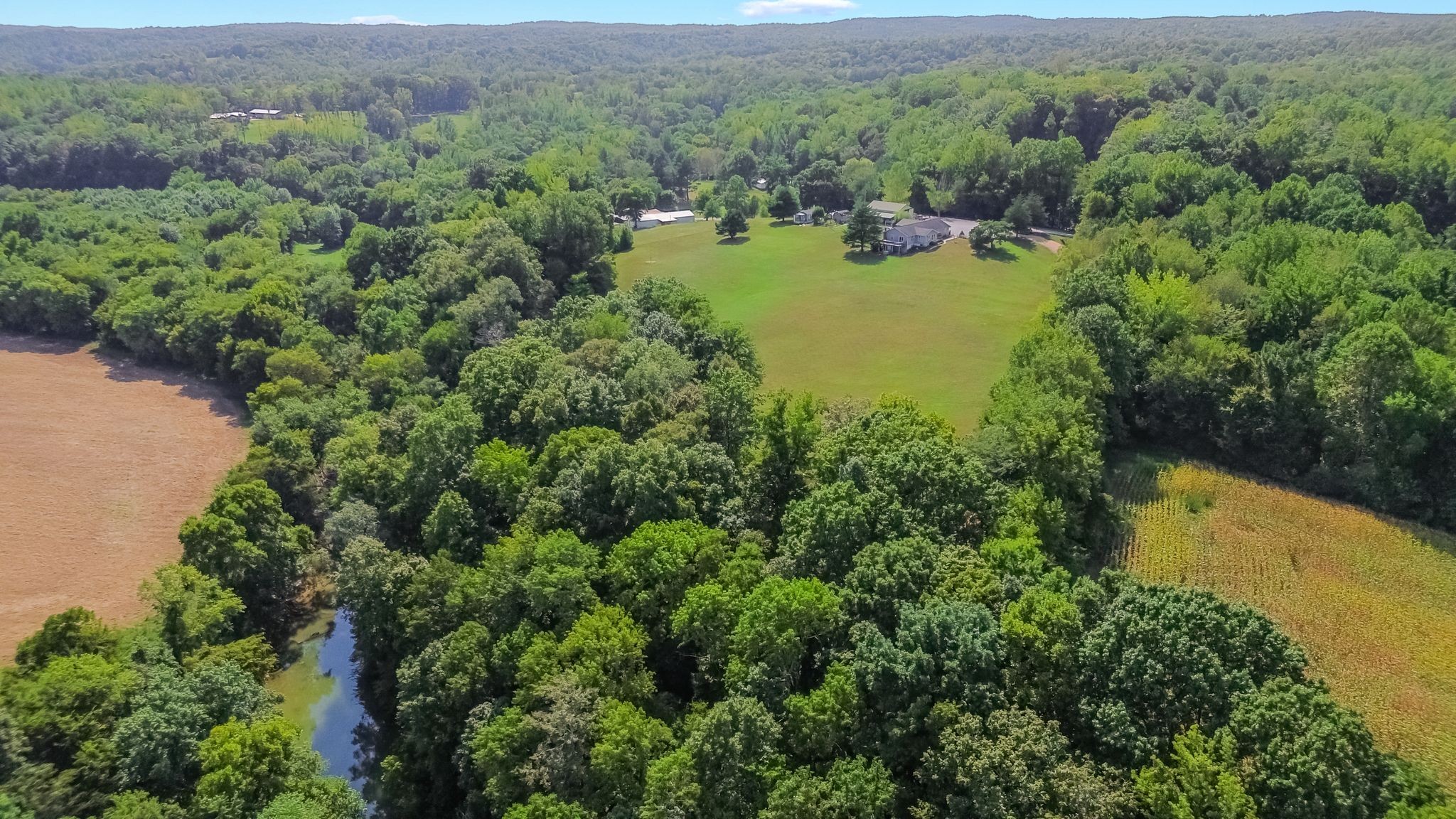 2402 Lobelville Highway Linden TN 37096