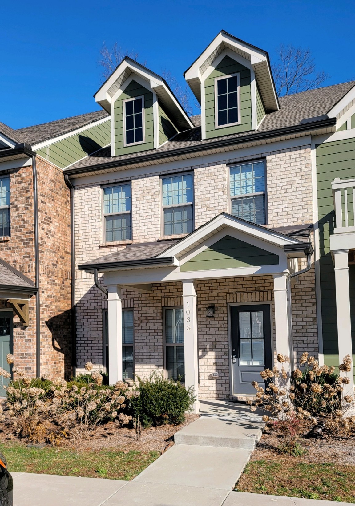 1036 Emery Bay Circle Hendersonville TN 37075