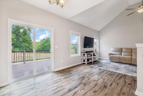 1181 Liberty Road Charlotte TN 37036