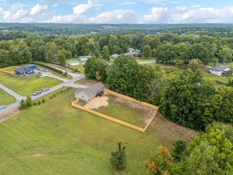 1181 Liberty Road Charlotte TN 37036