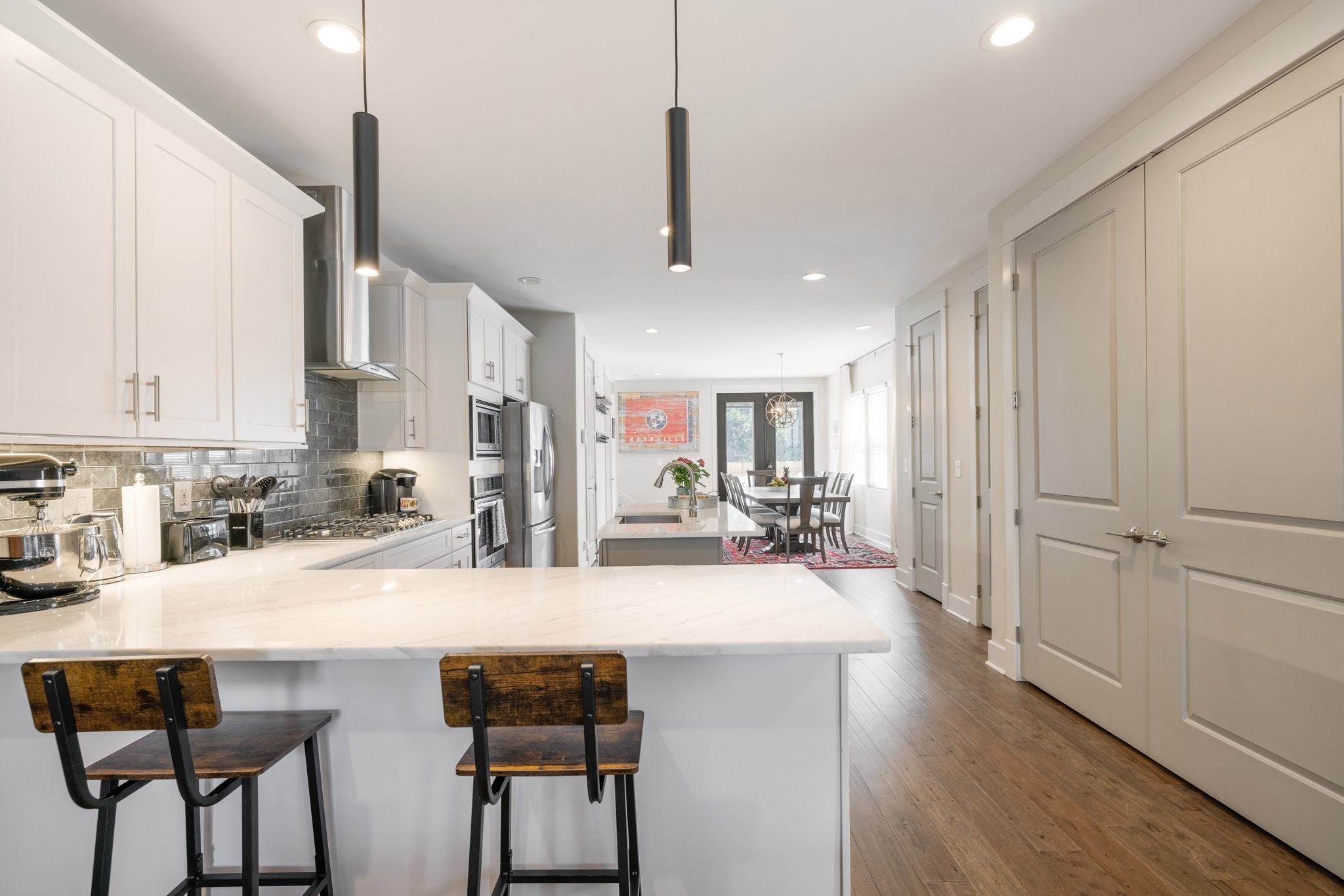 1924 14th Ave, N Nashville TN 37208