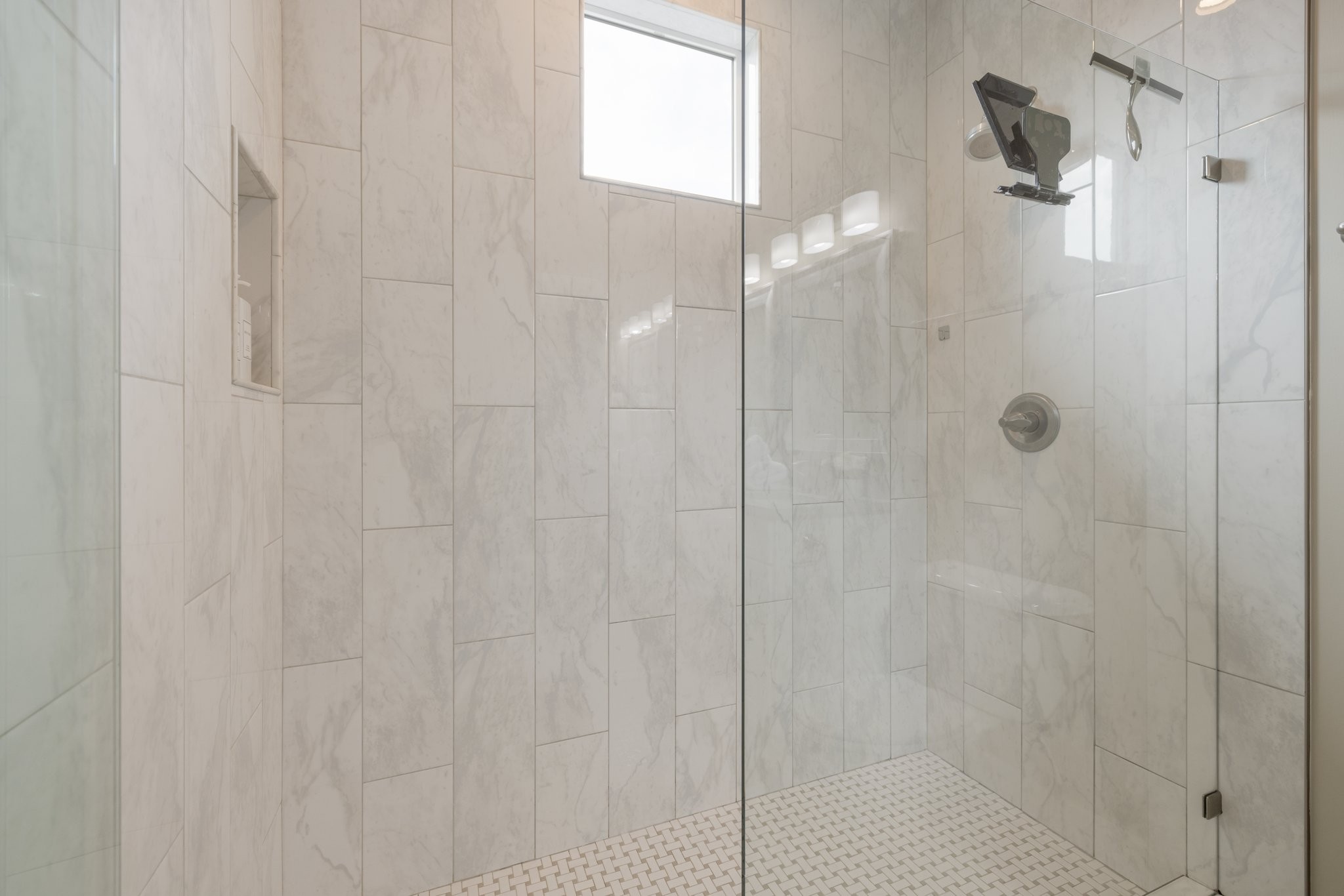 1924 14th Ave, N Nashville TN 37208