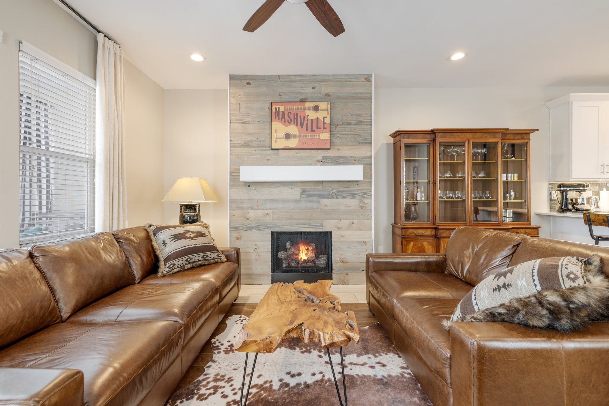 1924 14th Ave, N Nashville TN 37208