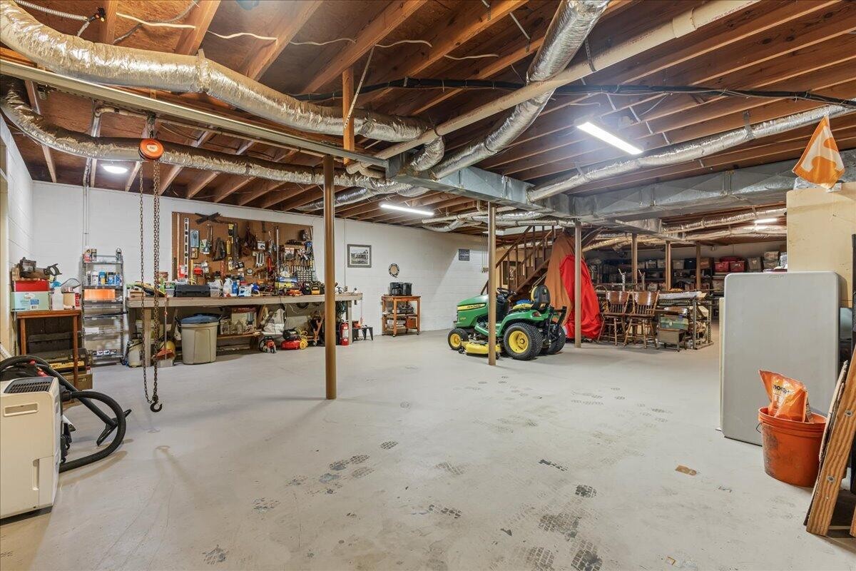 456 County Road 135 Riceville TN 37370