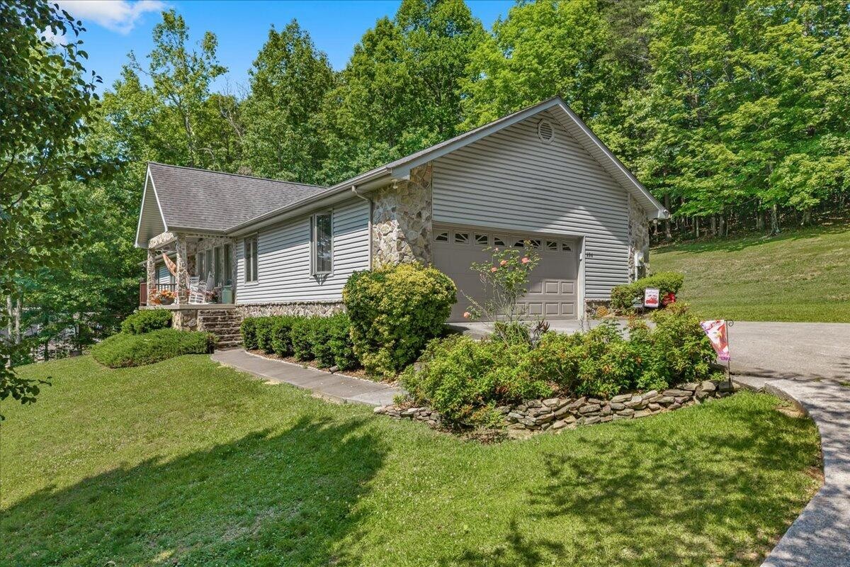 456 County Road 135 Riceville TN 37370