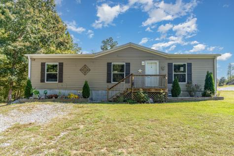 9169 E 40 Road Bon Aqua TN 37025