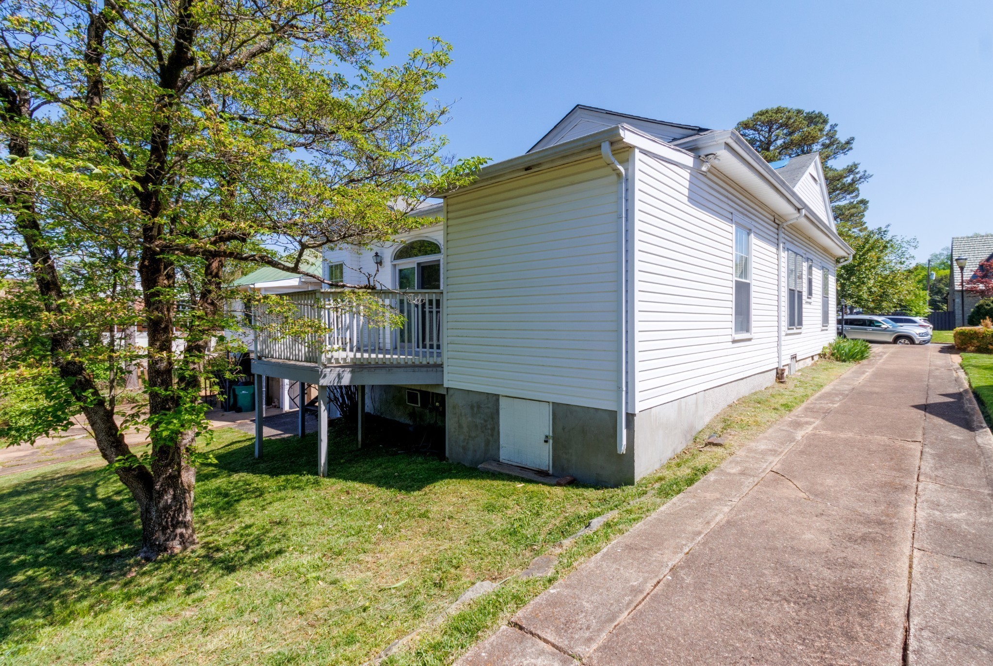 612 Anderson Drive Clarksville TN 37040
