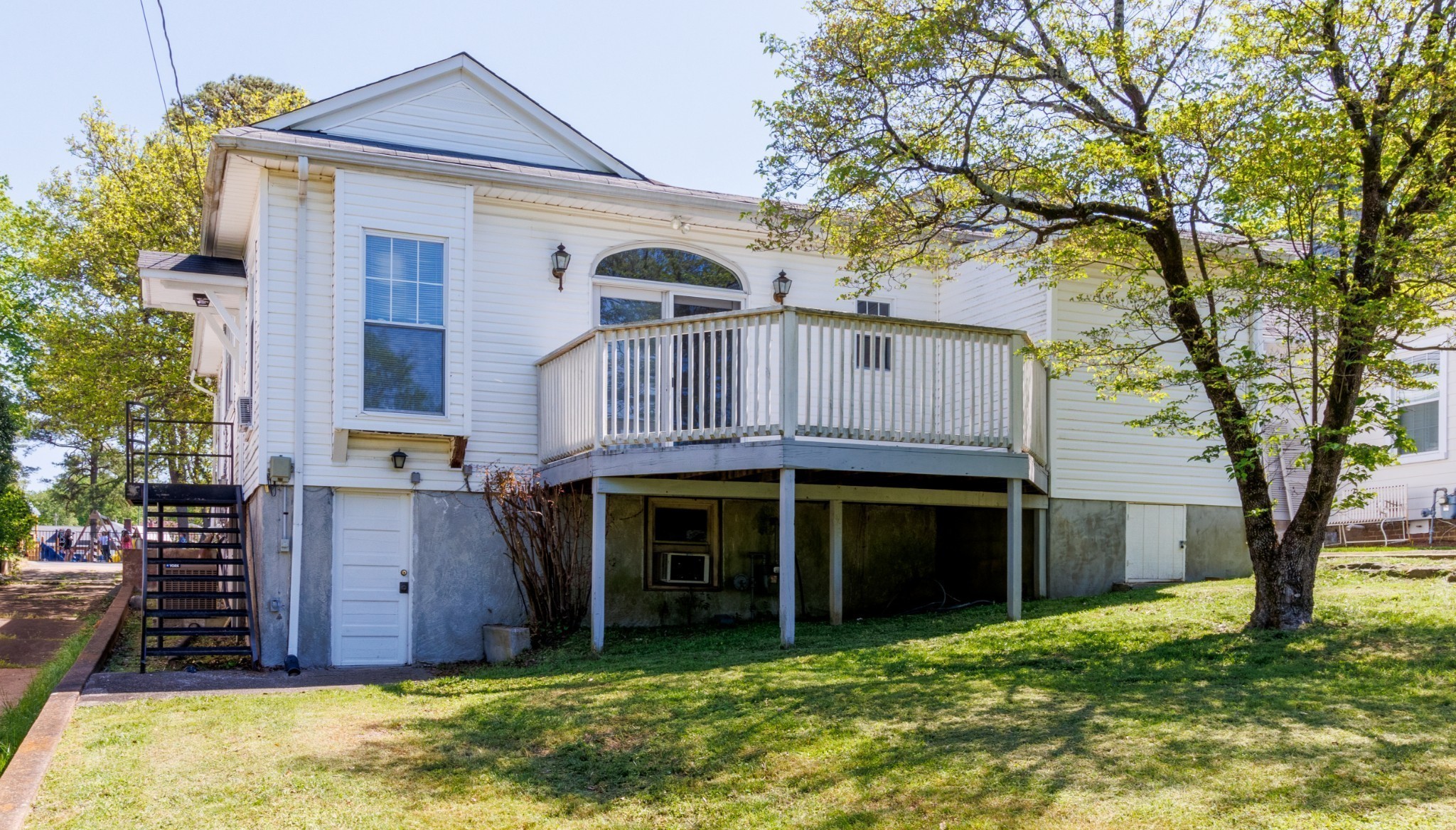 612 Anderson Drive Clarksville TN 37040